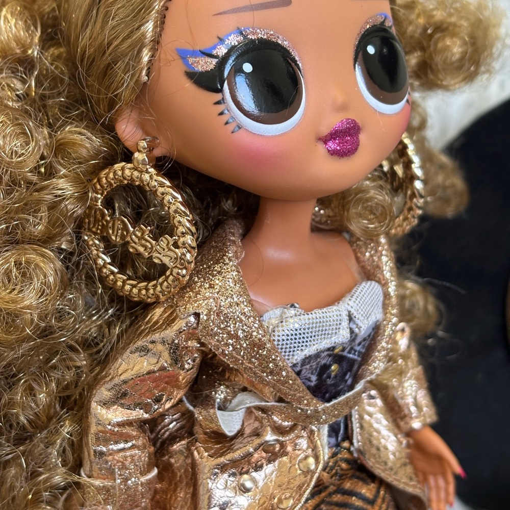 L.O.L. OMG Surprise! Da Boss Series 3 Fashion Doll - Picture 9 of 14